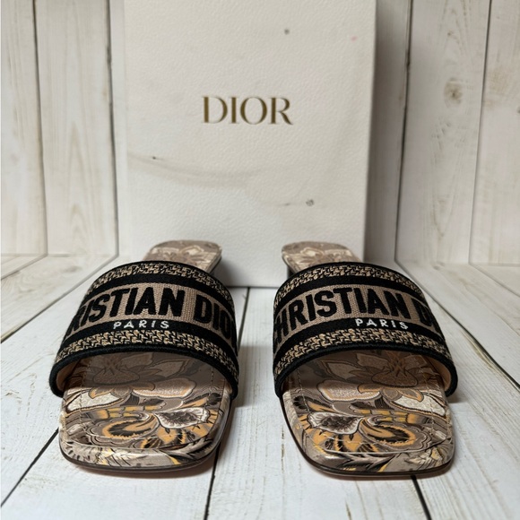 Christian Dior Embroidered Dway Heeled Slide Sandal Natural Sz 39 / 9 - Picture 5 of 14